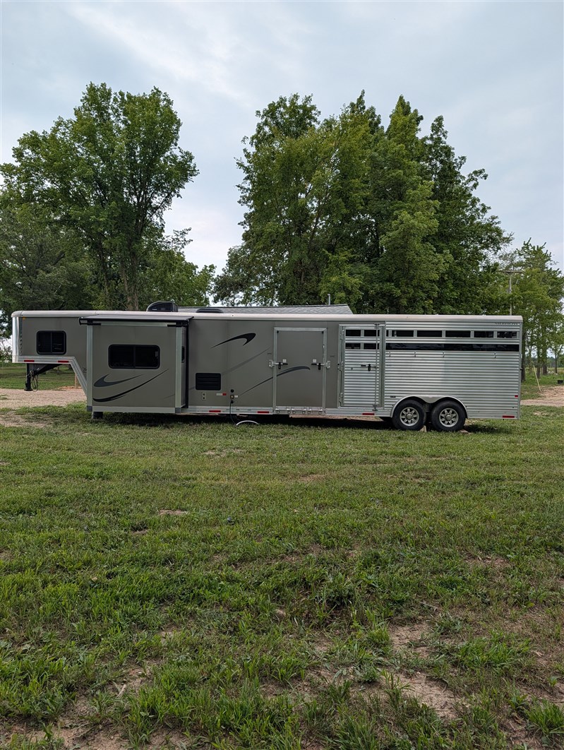 Trailer Photo 3