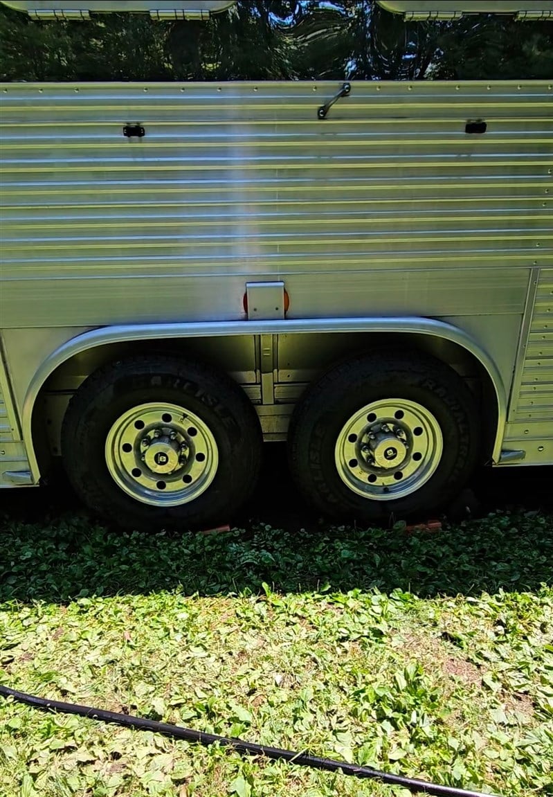 Trailer Photo 3