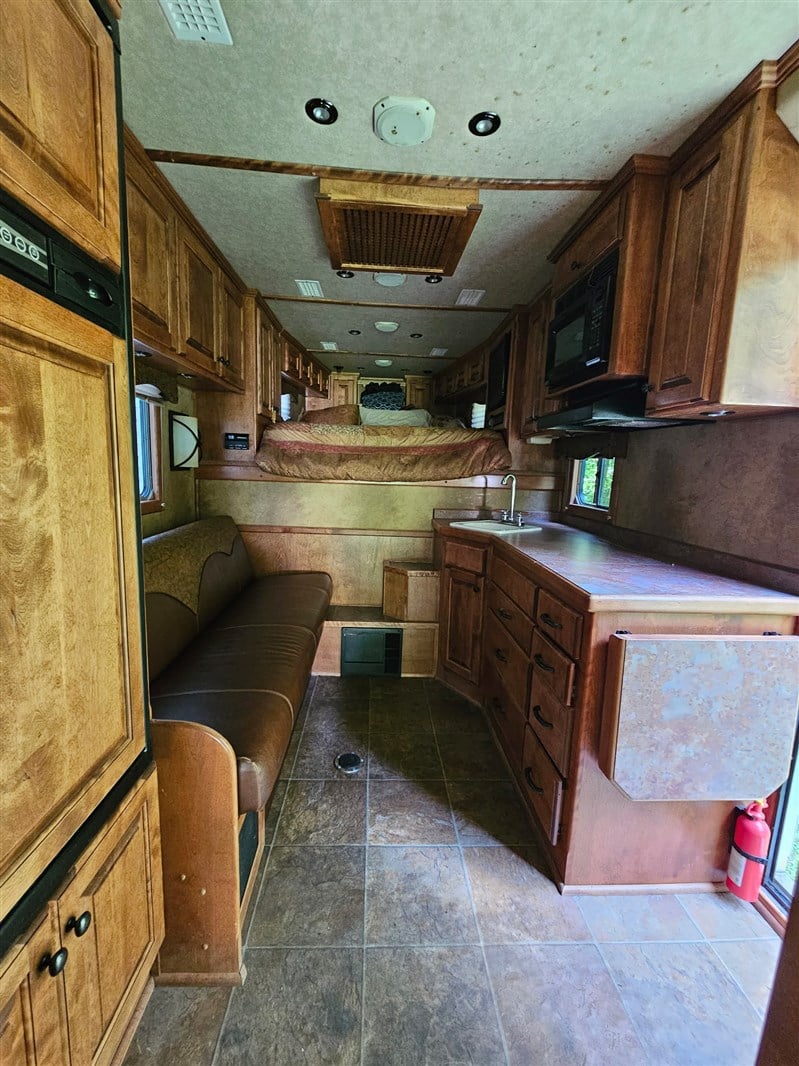 Trailer Photo 15