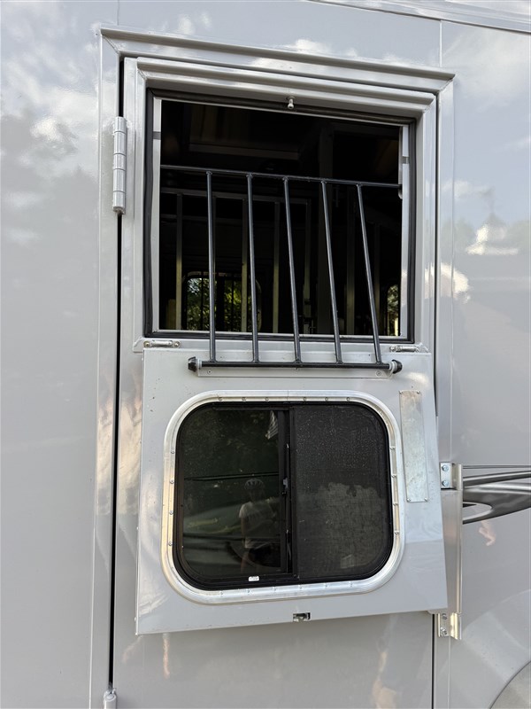 Trailer Photo 10