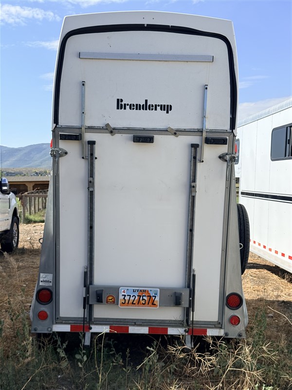 Trailer Photo 8