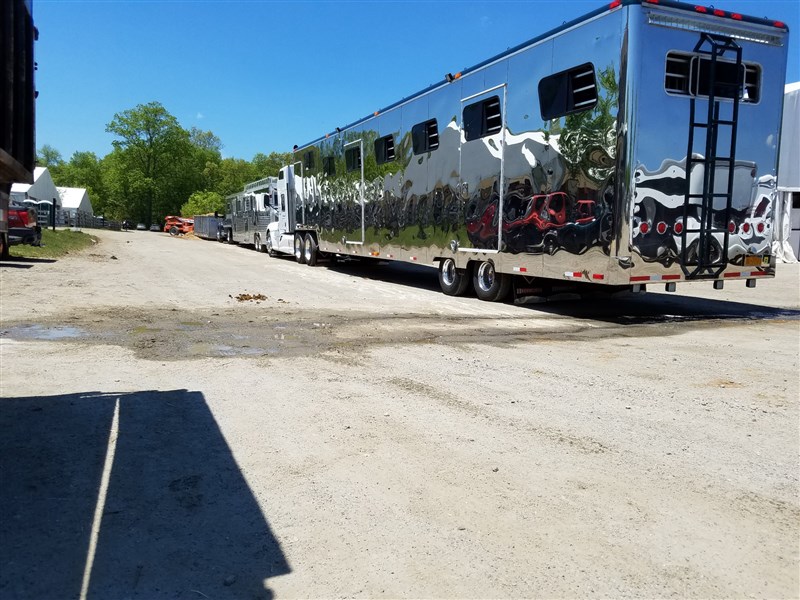 Trailer Photo 2