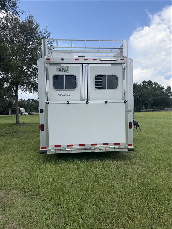 Trailer Photo 3