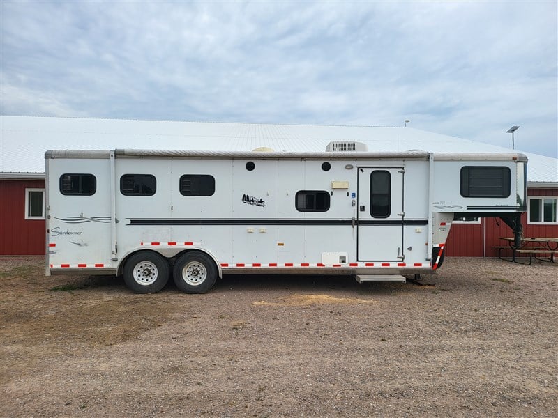 2005 Sundowner 727