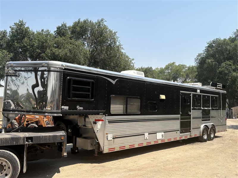 Trailer Photo 9