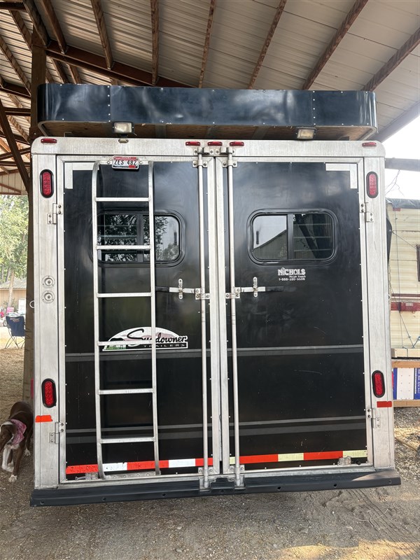 Trailer Photo 10