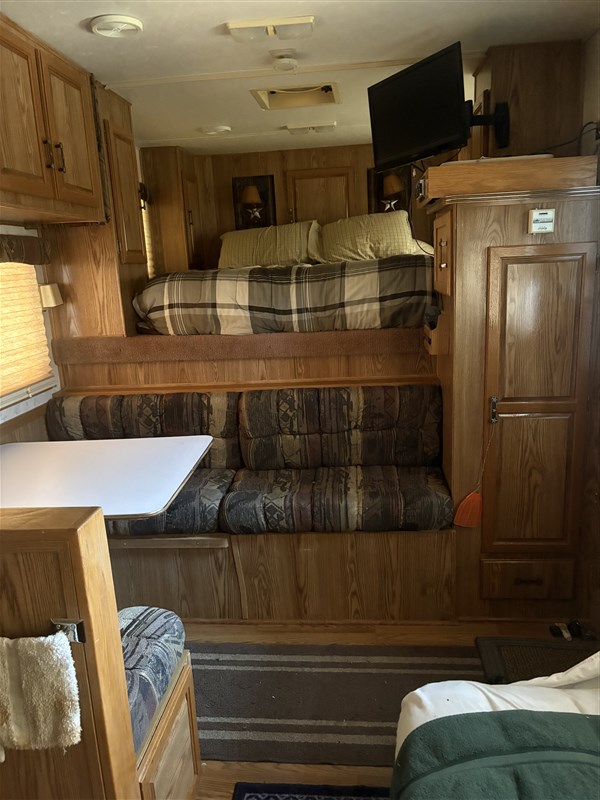 Trailer Photo 17
