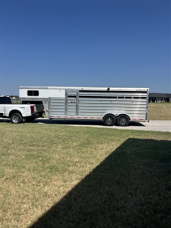 Trailer Photo 1