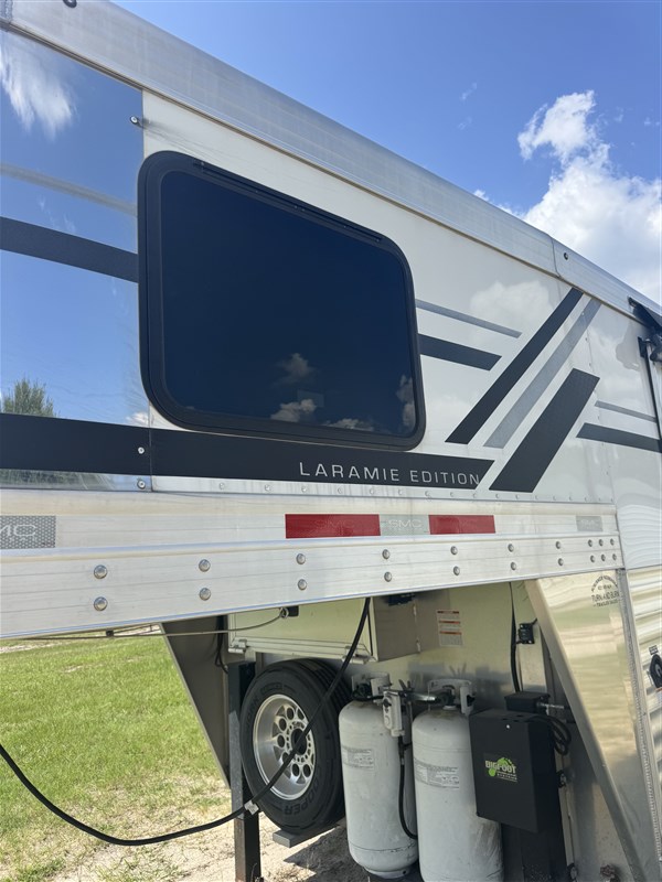 Trailer Photo 2