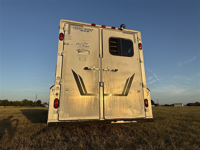 Trailer Photo 25