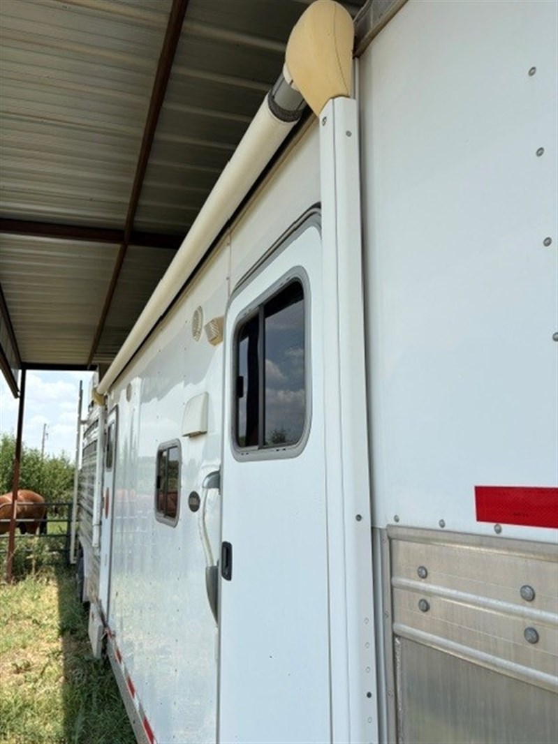 Trailer Photo 20