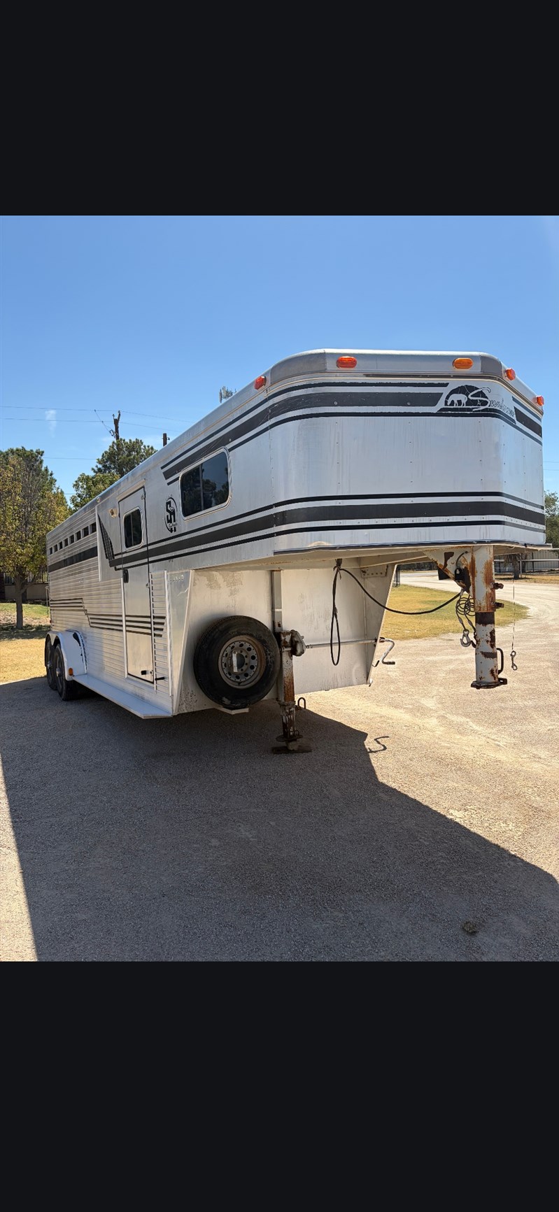 Trailer Photo 2