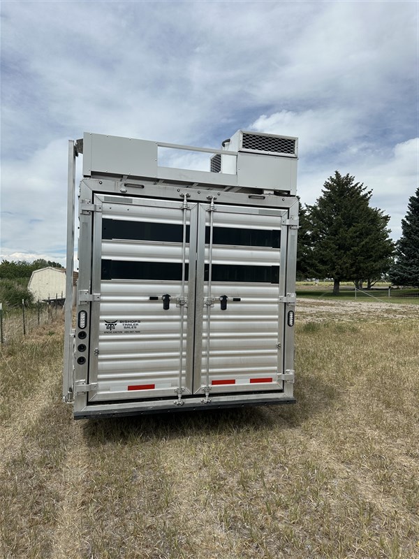 Trailer Photo 15