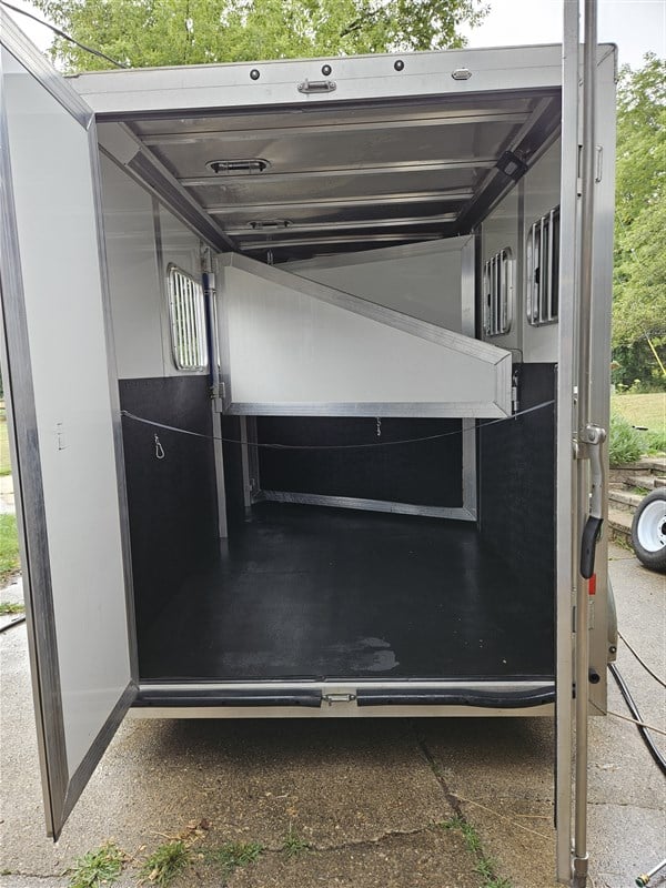 Trailer Photo 6