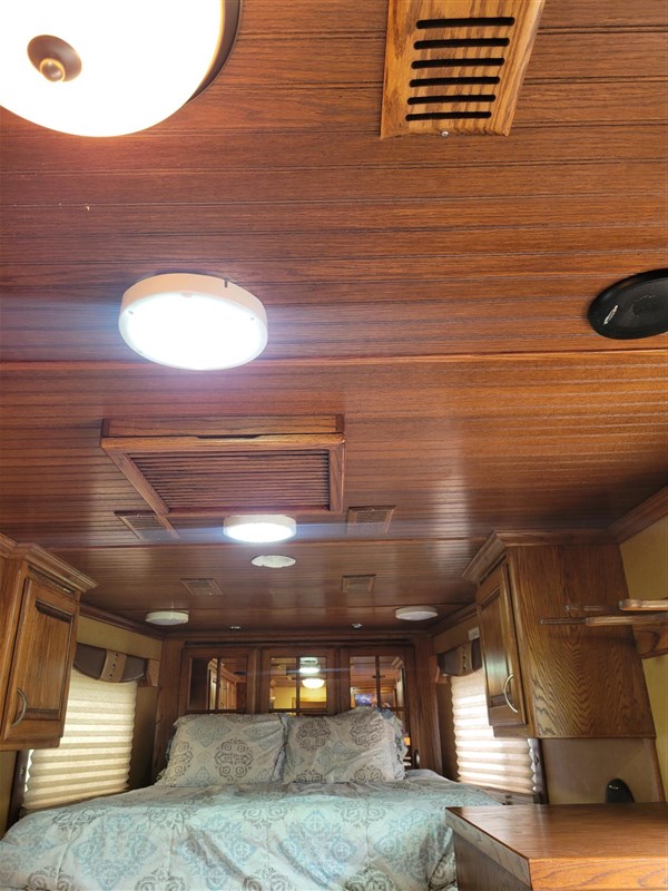 Trailer Photo 24