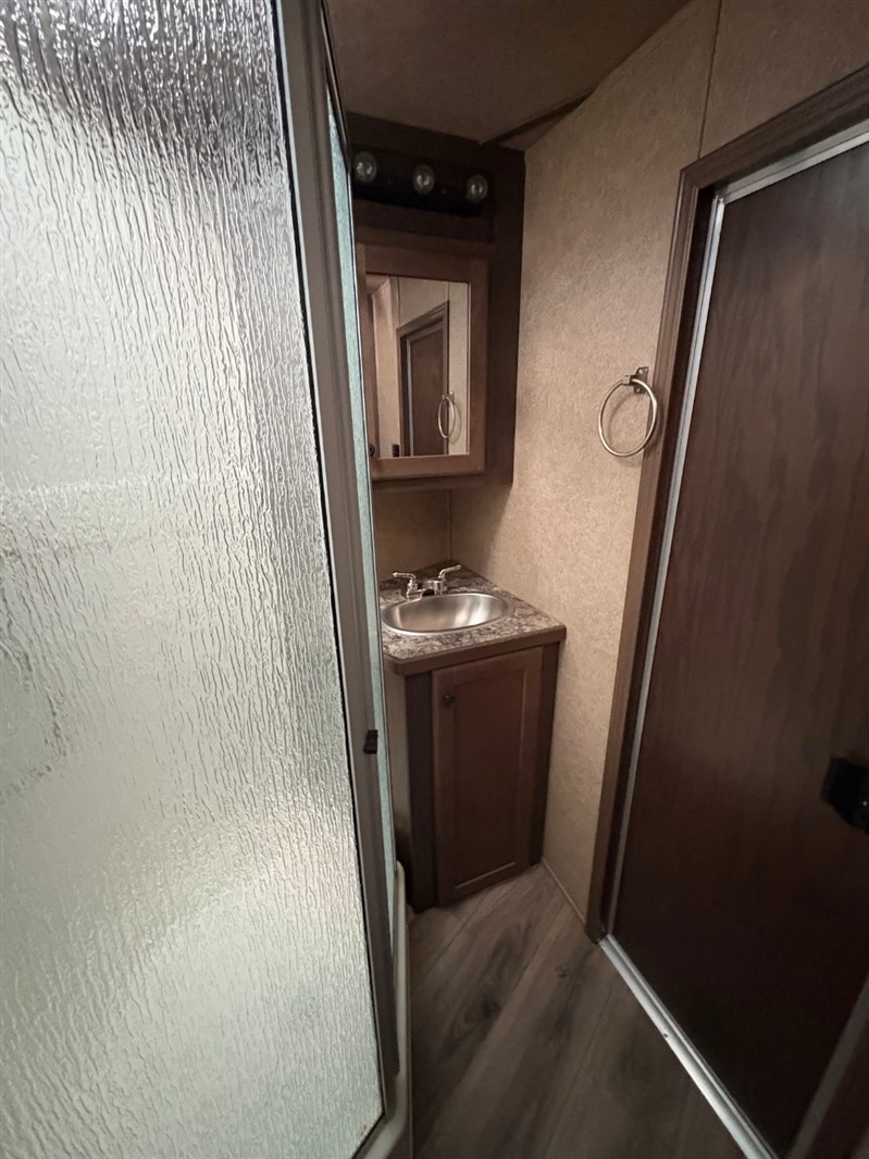 Trailer Photo 18
