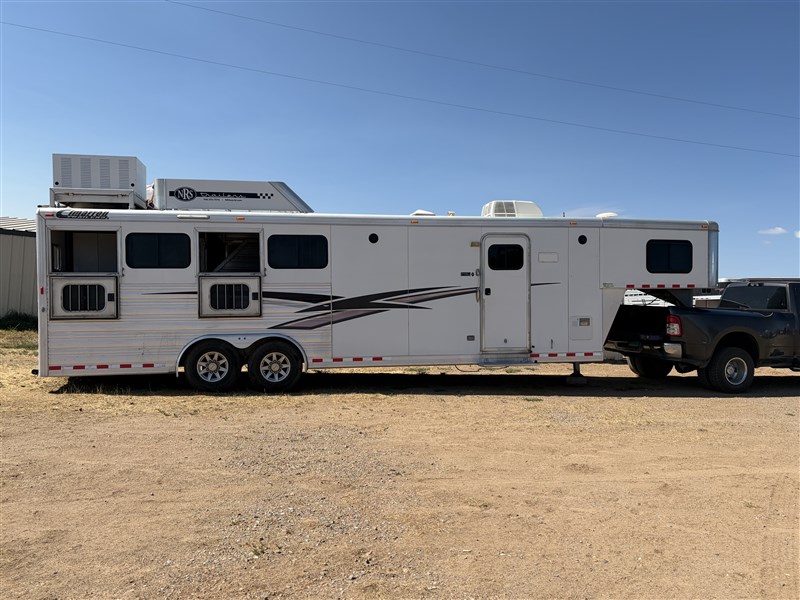Trailer Photo 2