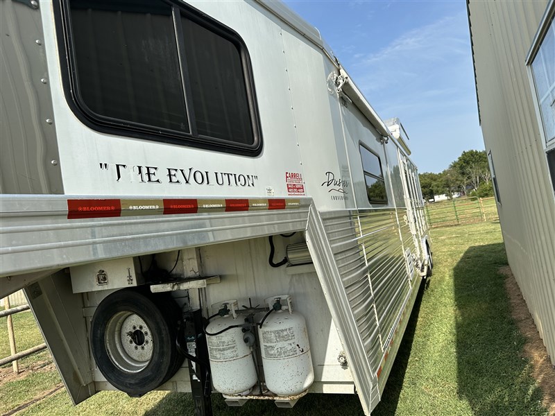 Trailer Photo 2