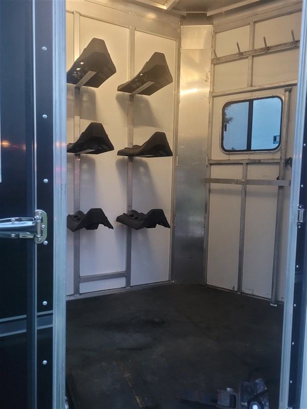 Trailer Photo 10