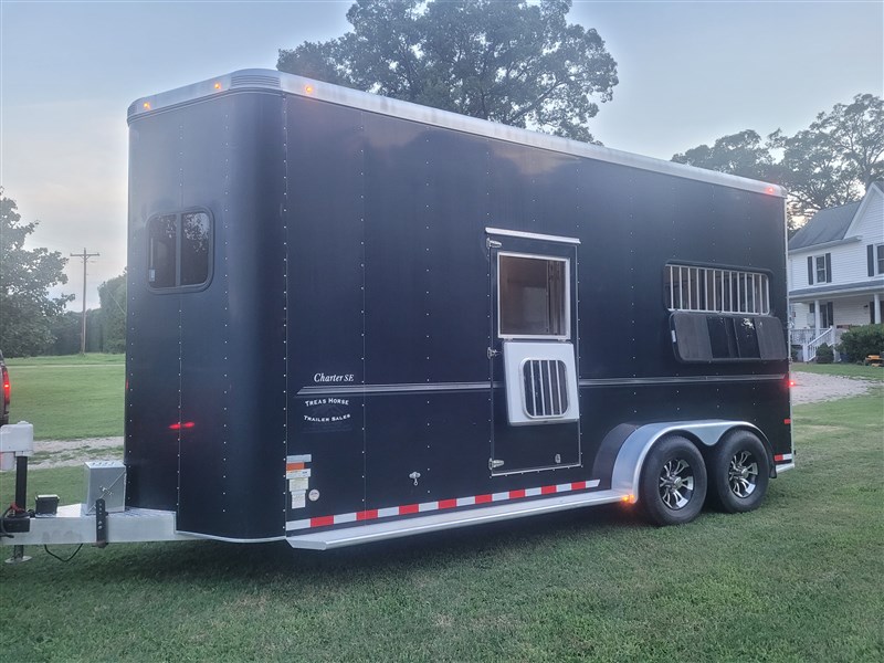 Trailer Photo 2