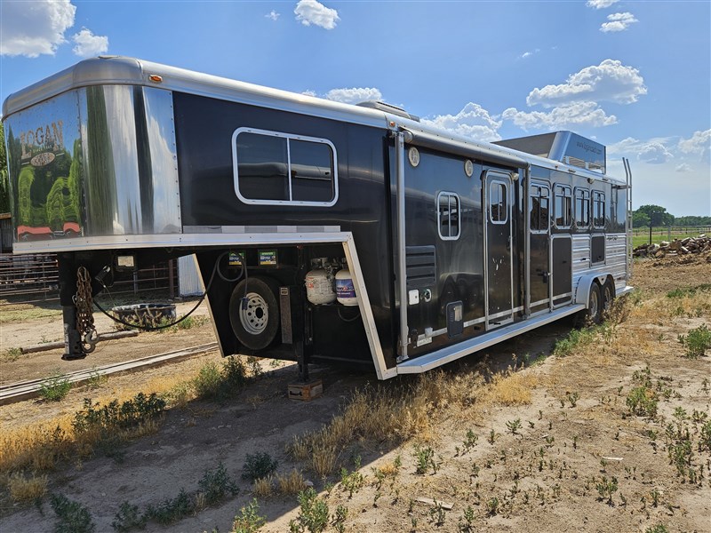 Trailer Photo 2