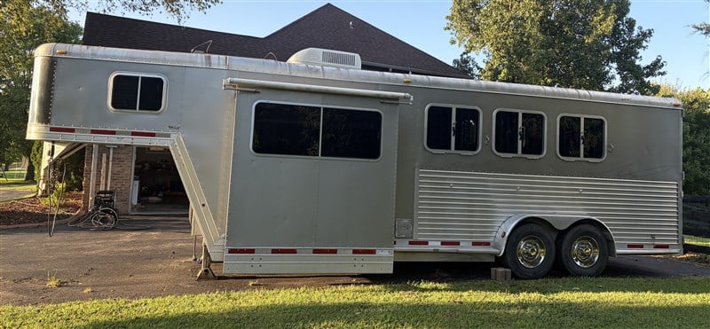 Trailer Photo 2