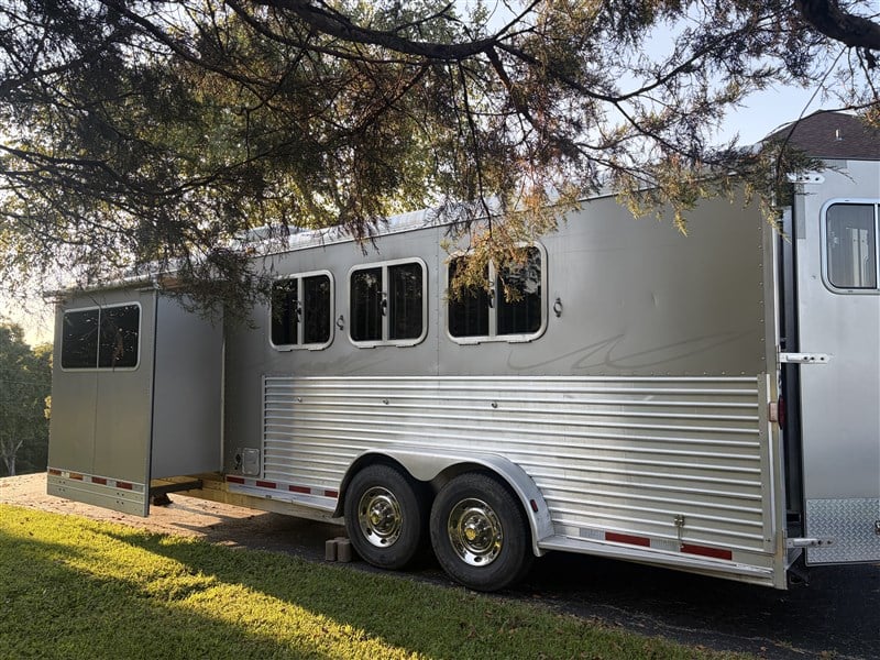 Trailer Photo 3