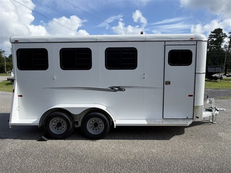 Trailer Photo 2