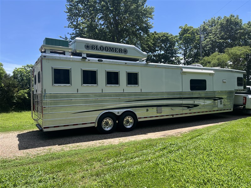 Trailer Photo 2