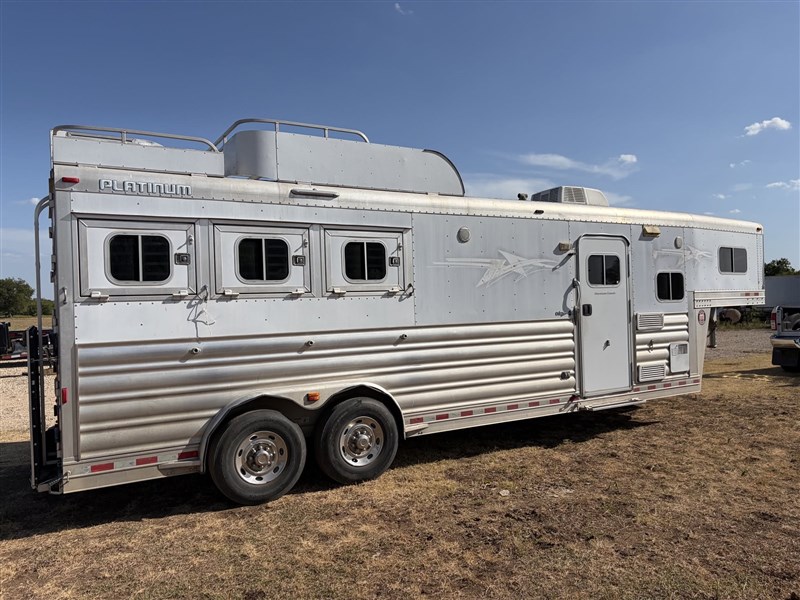 Trailer Photo 4