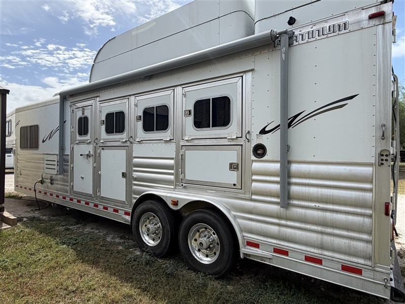 Trailer Photo 6