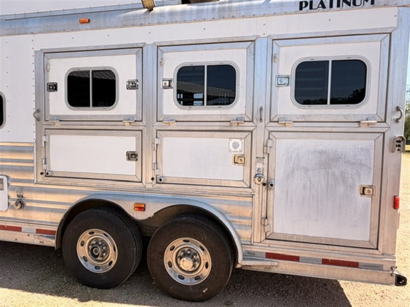 Trailer Photo 4