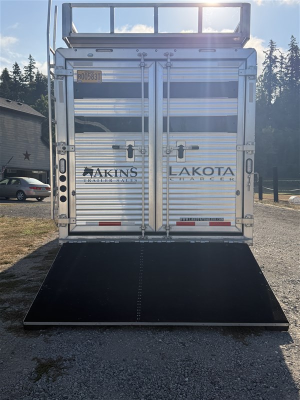 Trailer Photo 6