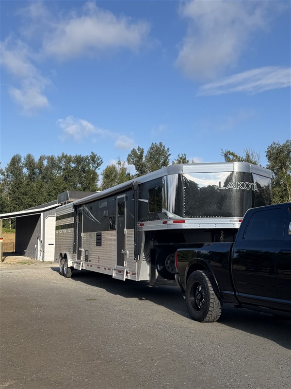 Trailer Photo 4