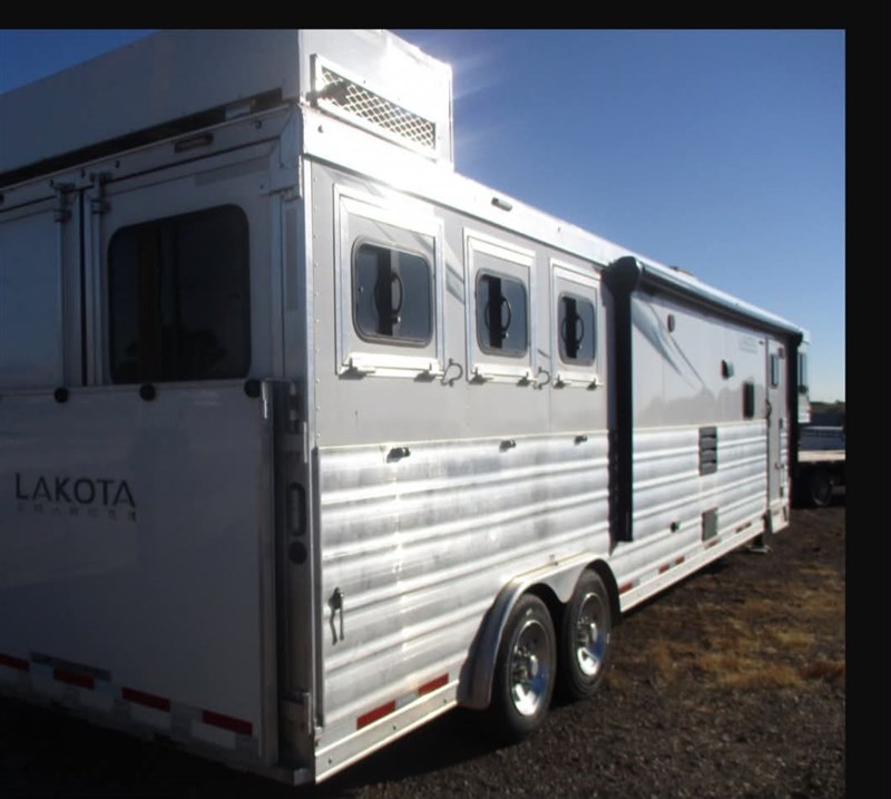 Trailer Photo 3