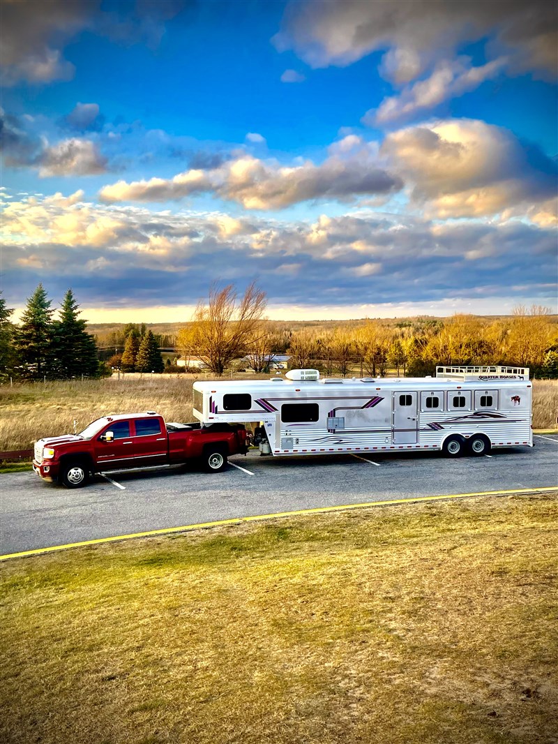 1996 4 Star 4 horse  deluxe LQ