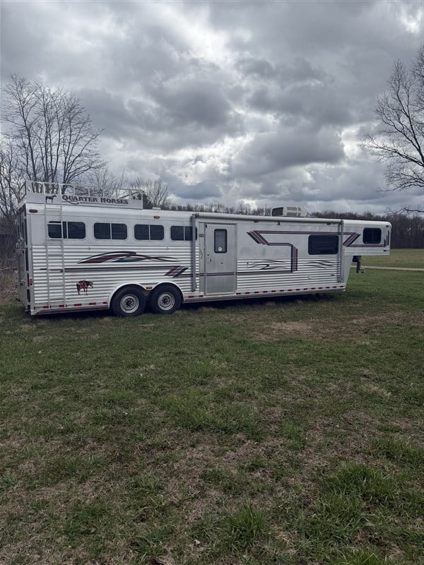 1996 4 Star 4 horse  deluxe LQ