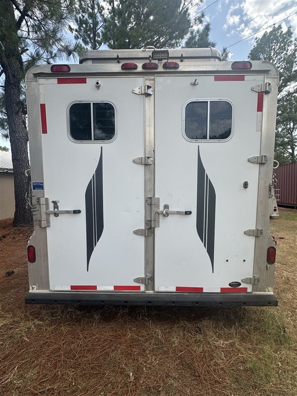Trailer Photo 16
