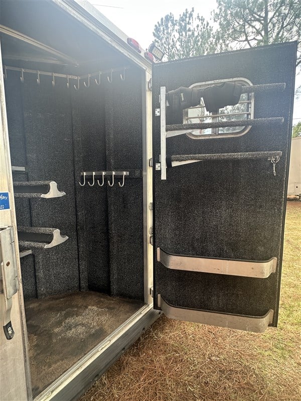 Trailer Photo 18