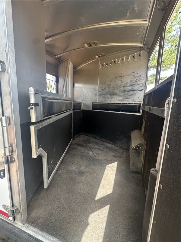 Trailer Photo 20
