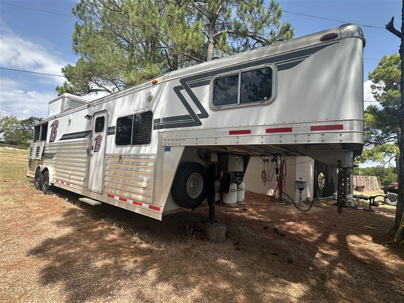 Trailer Photo 2