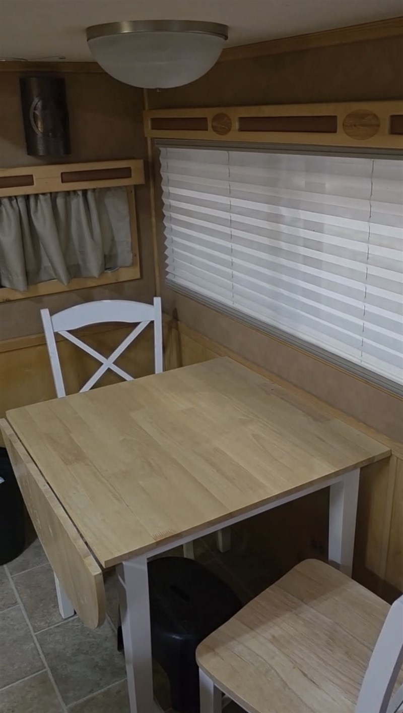 Trailer Photo 15