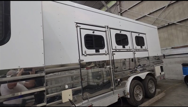 Trailer Photo 5