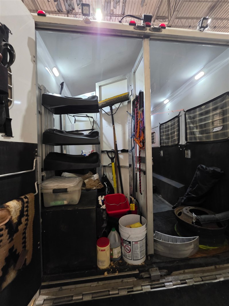 Trailer Photo 26