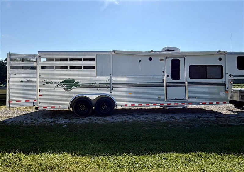 Trailer Photo 2