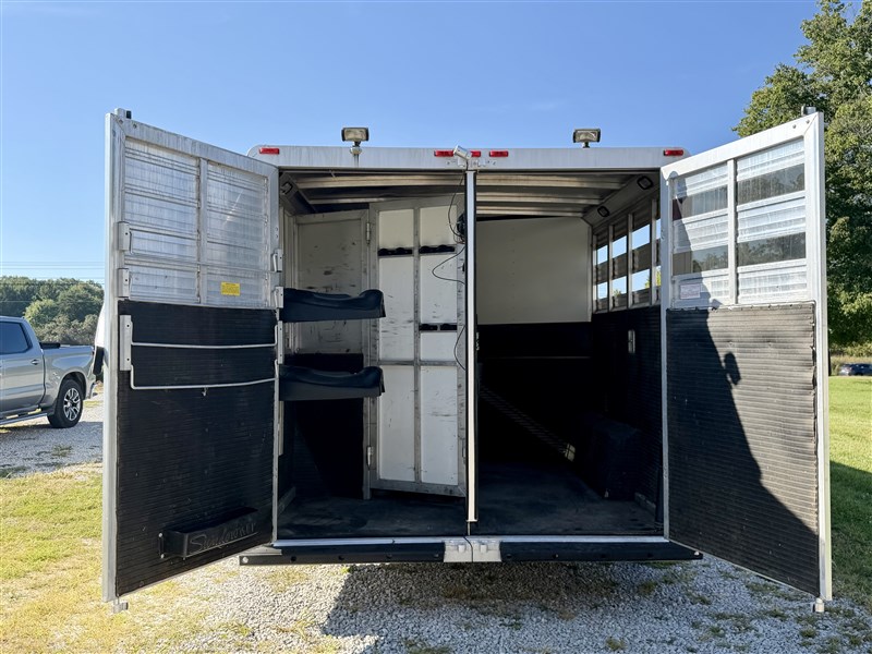 Trailer Photo 15