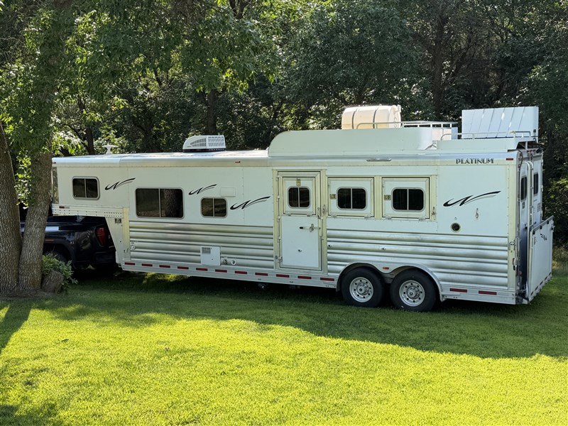 Trailer Photo 9