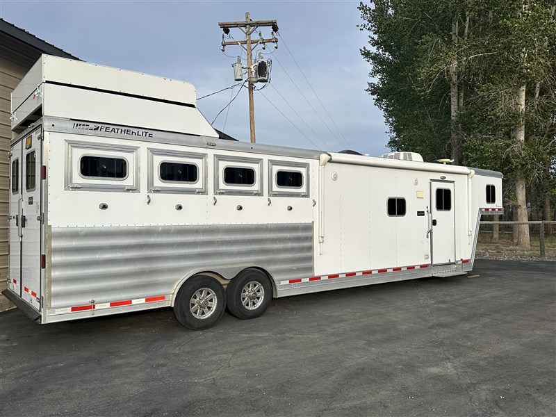 Trailer Photo 4