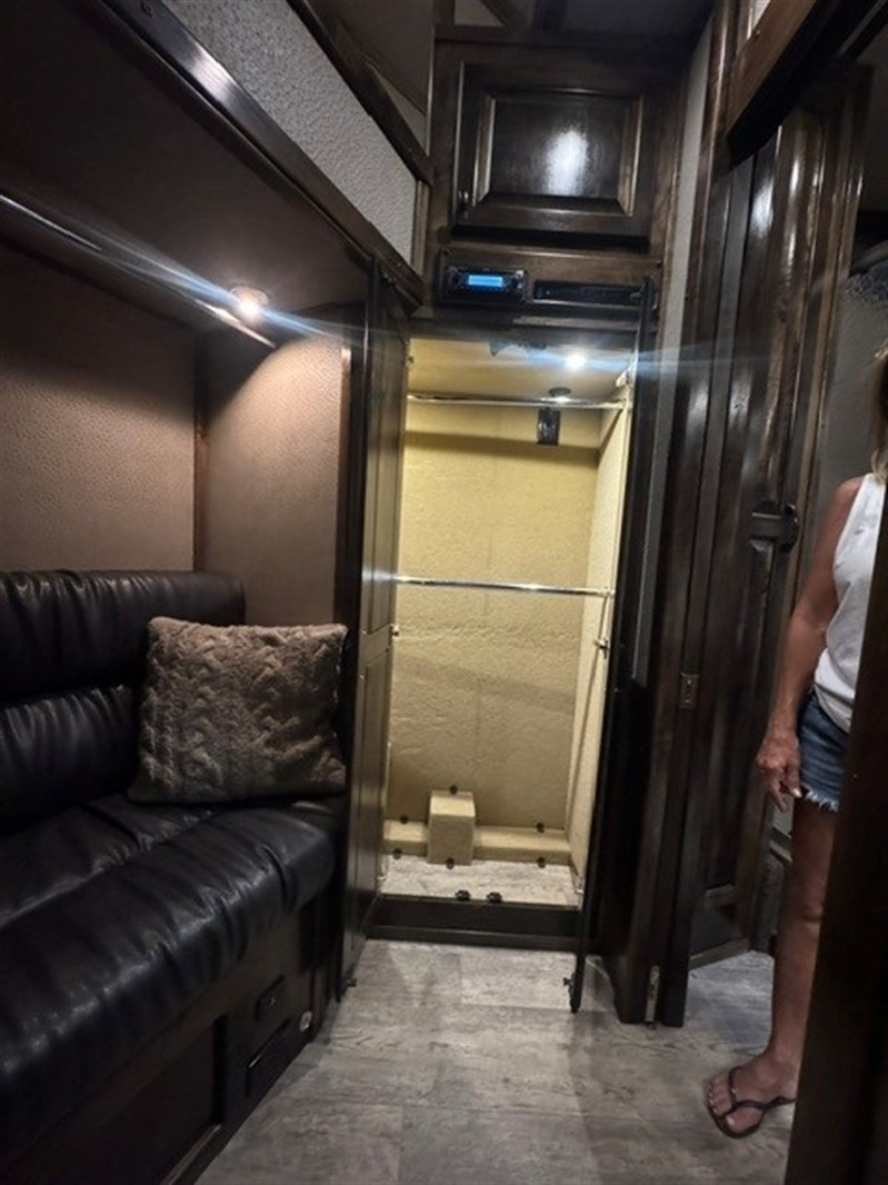 Trailer Photo 27