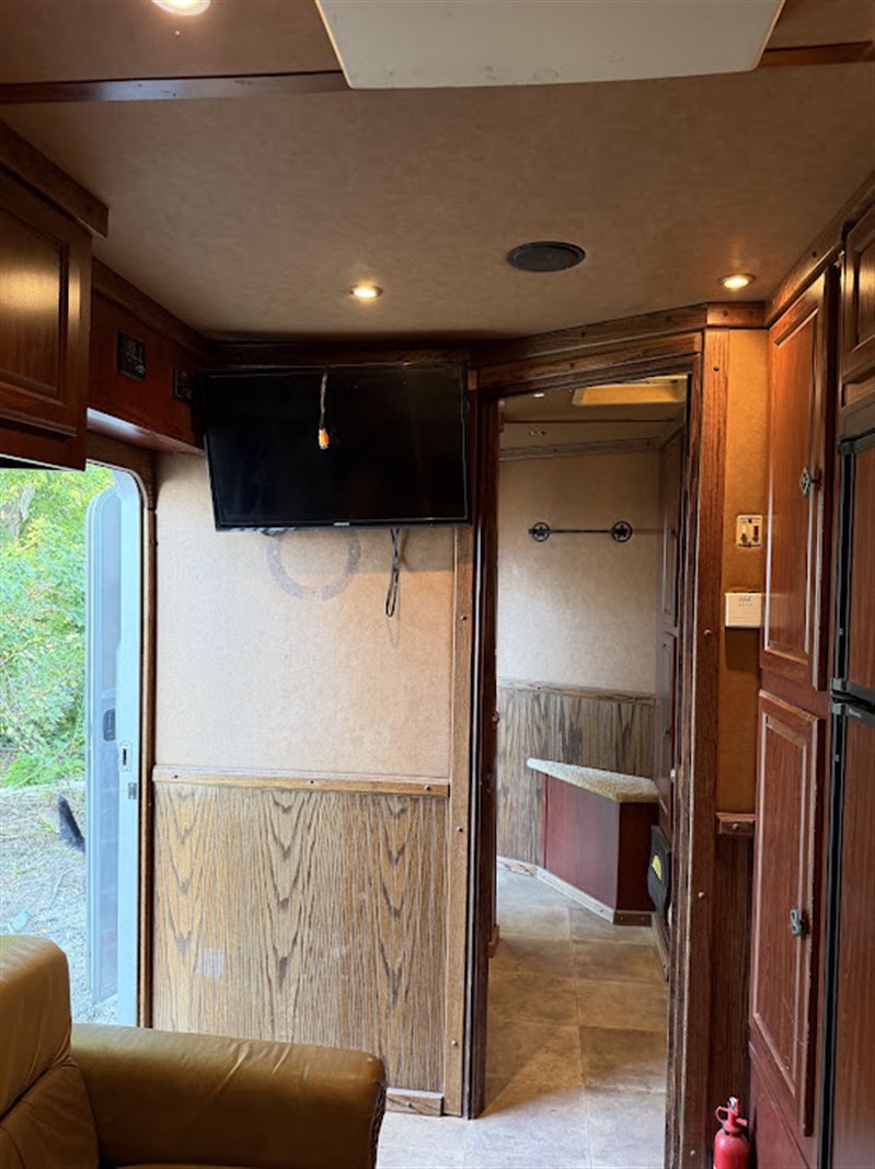 Trailer Photo 18